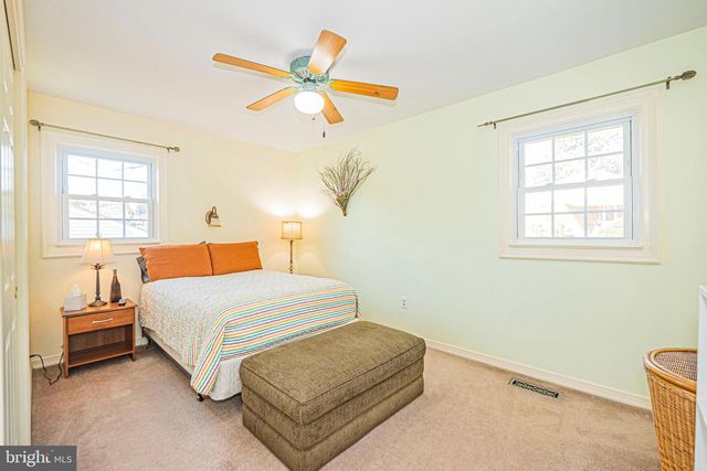 131 S 26TH ST, Purcellville, VA 20132