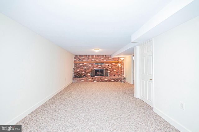 131 S 26TH ST, Purcellville, VA 20132