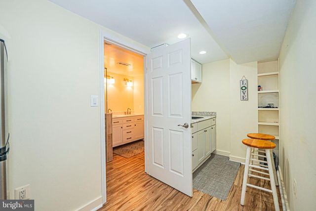131 S 26TH ST, Purcellville, VA 20132