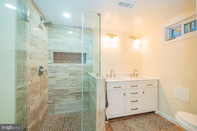 131 S 26TH ST, Purcellville, VA 20132