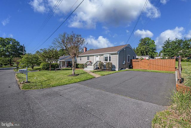 131 S 26TH ST, Purcellville, VA 20132