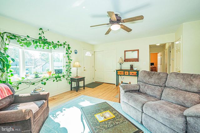131 S 26TH ST, Purcellville, VA 20132