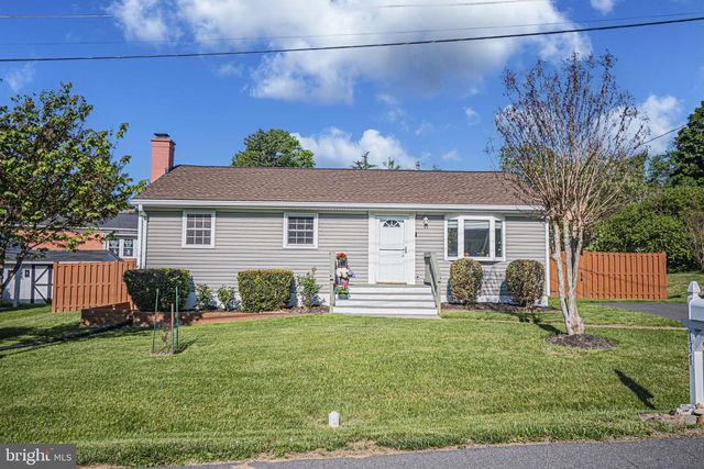 131 S 26TH ST, Purcellville, VA 20132