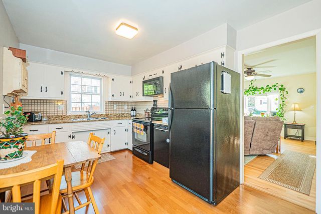 131 S 26TH ST, Purcellville, VA 20132
