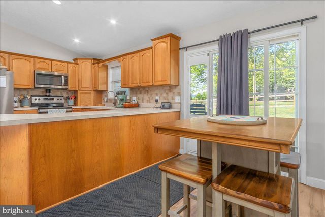 600 CANTERBURY DR, Martinsburg, WV 25403