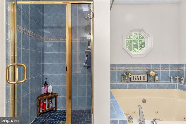 600 CANTERBURY DR, Martinsburg, WV 25403