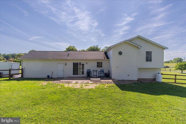 600 CANTERBURY DR, Martinsburg, WV 25403