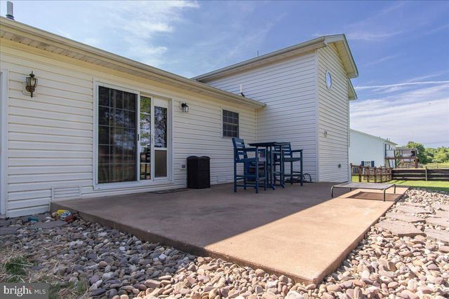 600 CANTERBURY DR, Martinsburg, WV 25403