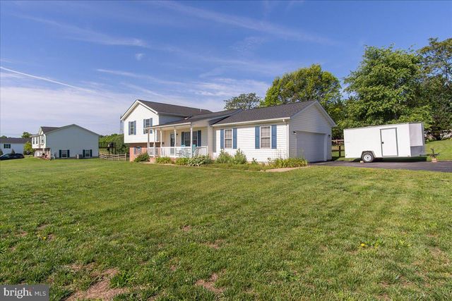 600 CANTERBURY DR, Martinsburg, WV 25403