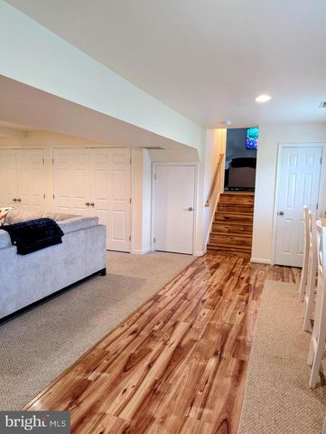 600 CANTERBURY DR, Martinsburg, WV 25403
