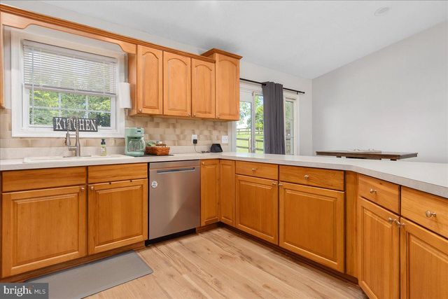 600 CANTERBURY DR, Martinsburg, WV 25403
