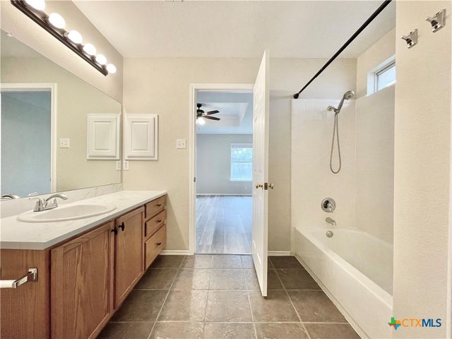 1909 E Horizon Park Boulevard, Leander, TX 78641