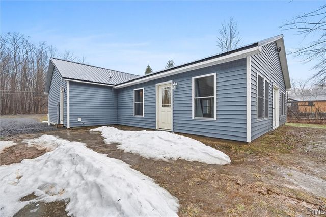 148 North Street, Constantia, NY 13042