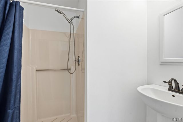 148 North Street, Constantia, NY 13042