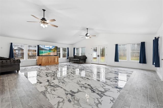 148 North Street, Constantia, NY 13042