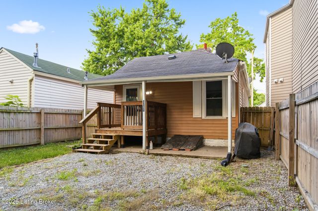 2119 Bradley Ave, Louisville, KY 40217