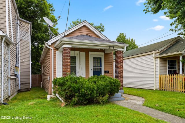 2119 Bradley Ave, Louisville, KY 40217