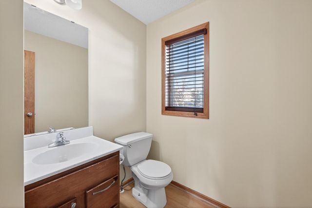 1351 Magnolia Avenue E 1351, Saint Paul, MN 55106