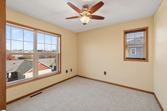 1351 Magnolia Avenue E 1351, Saint Paul, MN 55106