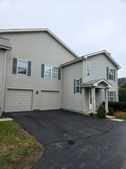 1214 ORLEANS Drive 1214, Mundelein, IL 60060