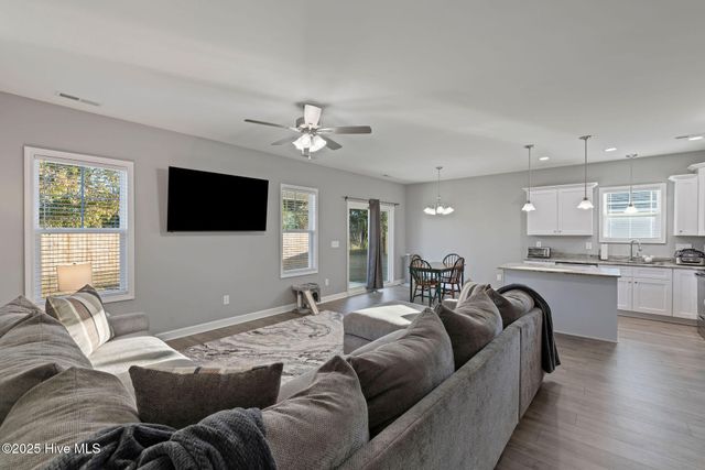 103 W Sillinger Drive, Goldsboro, NC 27534