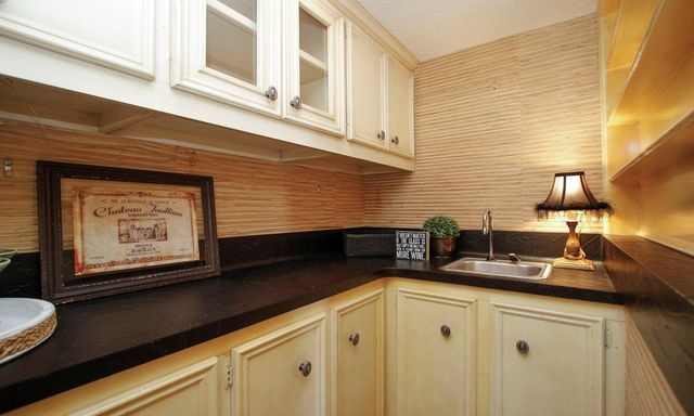 9402 Godstone Lane, Spring, TX 77379
