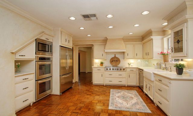 9402 Godstone Lane, Spring, TX 77379