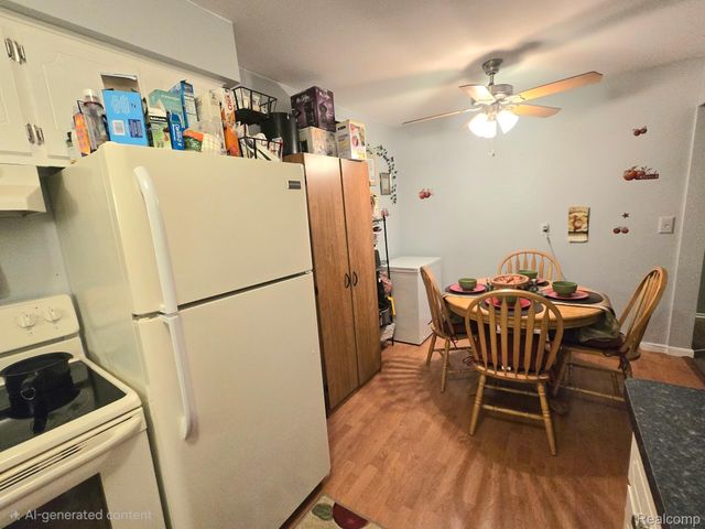 19840 W 12 Mile Road 36, Southfield, MI 48076