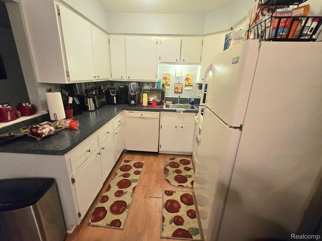 19840 W 12 Mile Road 36, Southfield, MI 48076