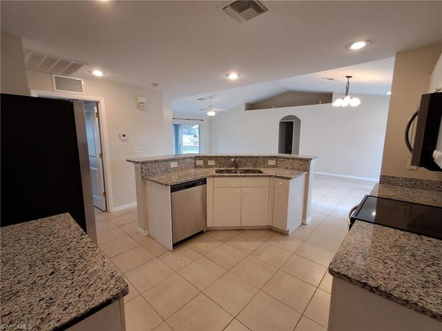 6142 Hester AVE, Fort Myers, FL 33905