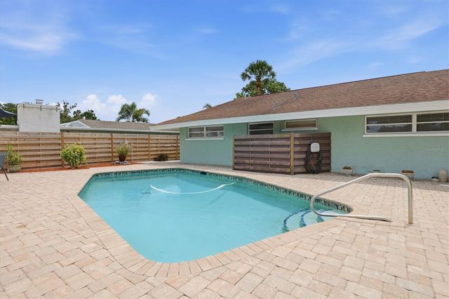 3612 S LOCKWOOD RIDGE ROAD, Sarasota, FL 34239