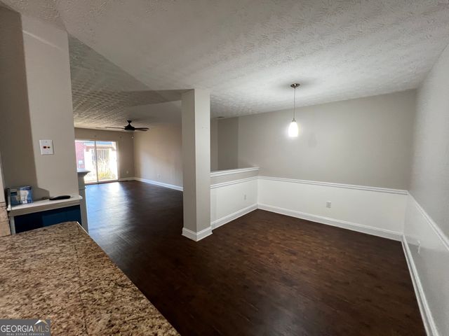 333 Tara Commons Circle, Loganville, GA 30052