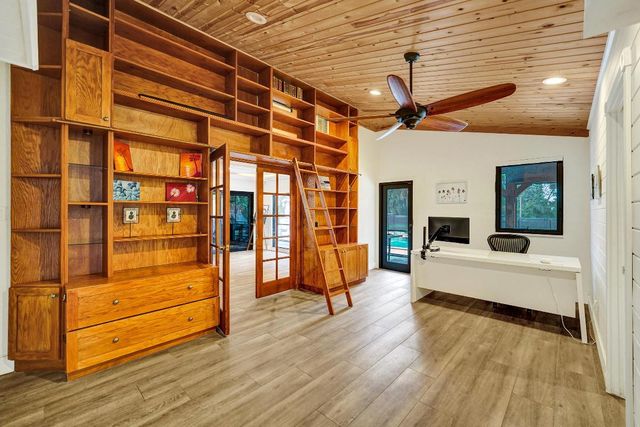 5612 Harding Street, Hollywood, FL 33021