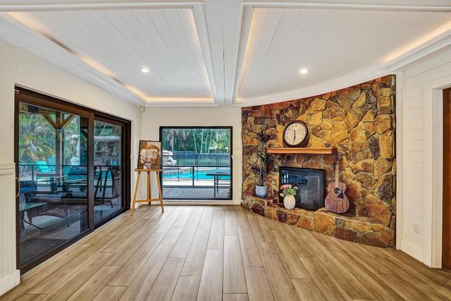 5612 Harding Street, Hollywood, FL 33021