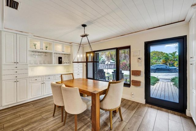 5612 Harding Street, Hollywood, FL 33021