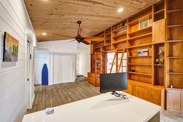 5612 Harding Street, Hollywood, FL 33021