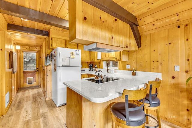 52146 Acorn Lane, Idyllwild, CA 92549