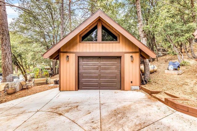 52146 Acorn Lane, Idyllwild, CA 92549