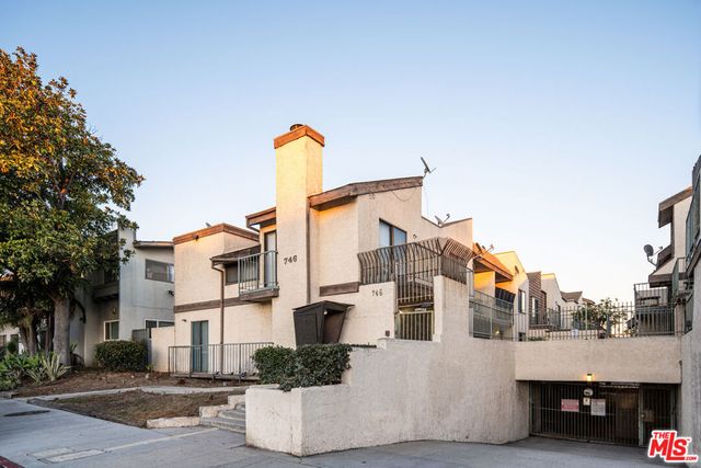 746 N Eucalyptus Avenue 21, Inglewood, CA 90302