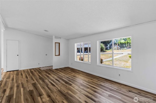 153 Claudine Court, Kelso, WA 98626