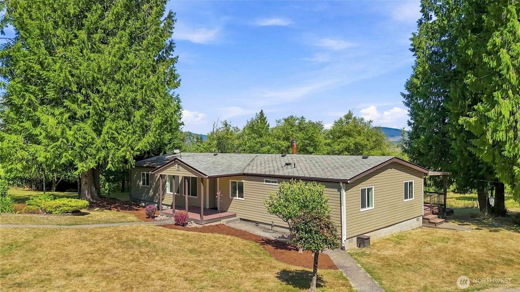 153 Claudine Court, Kelso, WA 98626