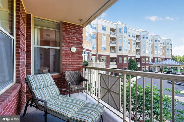 2105 WINDROW DR, Princeton, NJ 08540