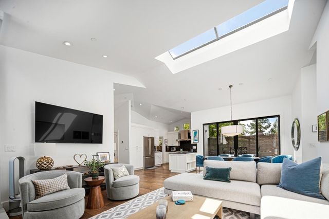 0 Lobos, 4 NW of 1st Ave., Carmel, CA 93921