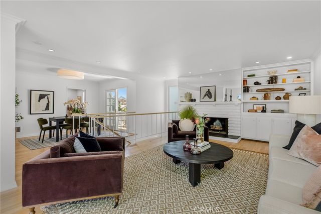 8204 Calabar Avenue, Playa Del Rey, CA 90293