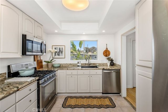 8204 Calabar Avenue, Playa Del Rey, CA 90293