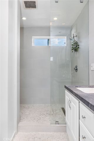 8204 Calabar Avenue, Playa Del Rey, CA 90293