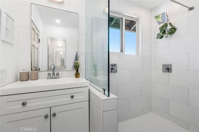 8204 Calabar Avenue, Playa Del Rey, CA 90293
