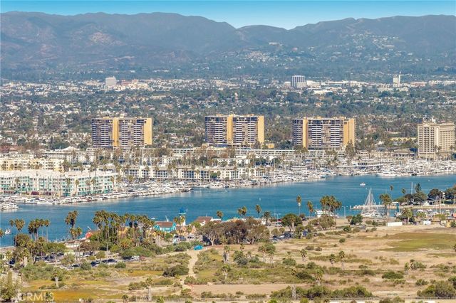8204 Calabar Avenue, Playa Del Rey, CA 90293