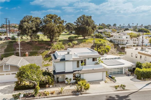 8204 Calabar Avenue, Playa Del Rey, CA 90293