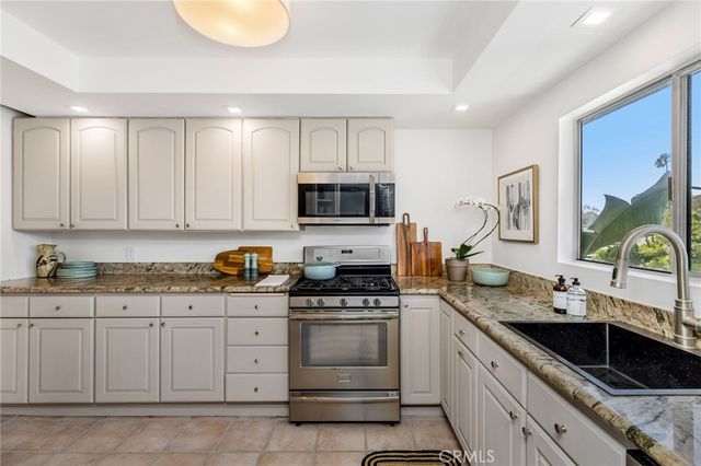 8204 Calabar Avenue, Playa Del Rey, CA 90293